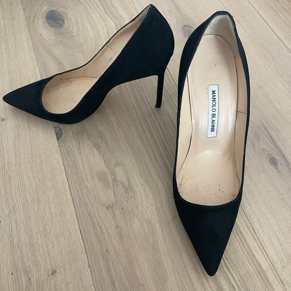SOLD Manolo blahnik bb black suede pointed toe pumps 39.5